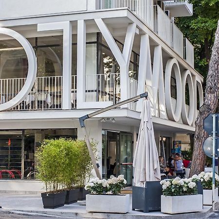 Hotel Hollywood 리치오네 외부 사진