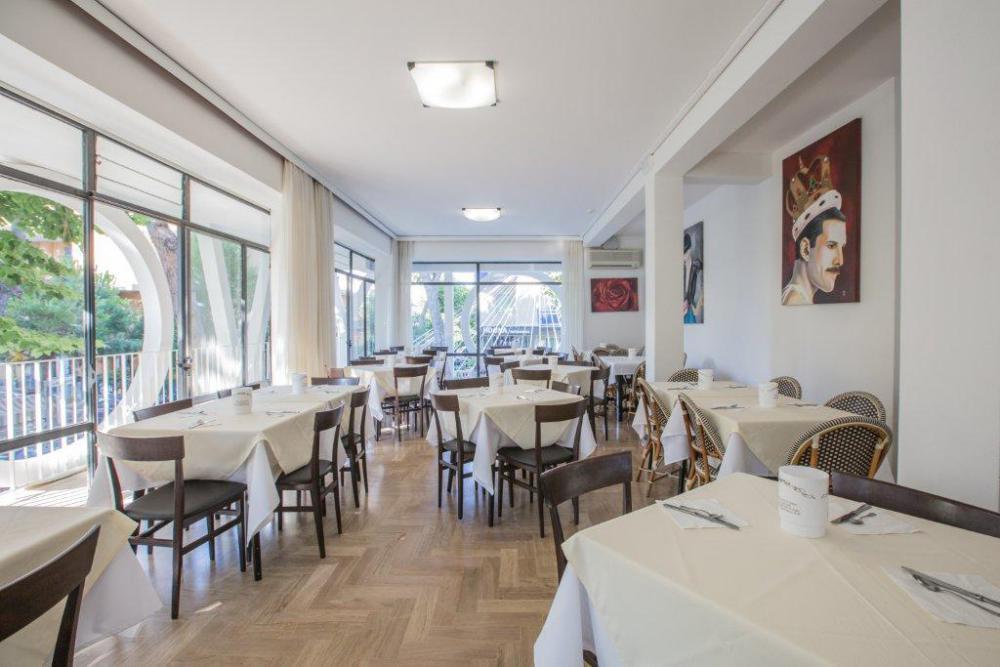 Hotel Hollywood 리치오네 외부 사진