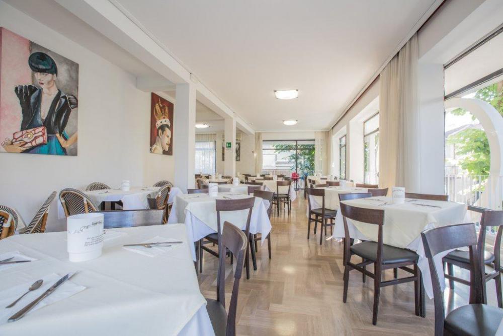 Hotel Hollywood 리치오네 외부 사진